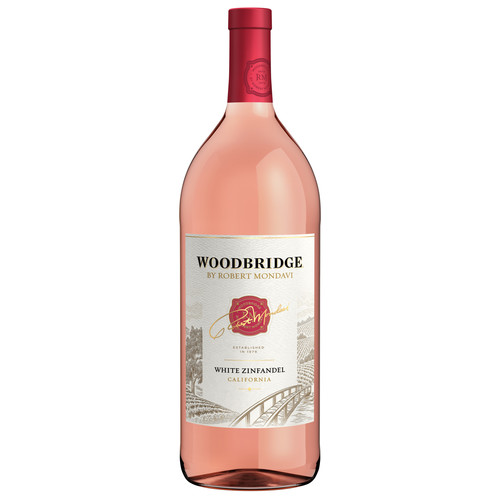 images/wine/WHITE WINE/Woodbridge White Zinfandel 1.5L.jpg